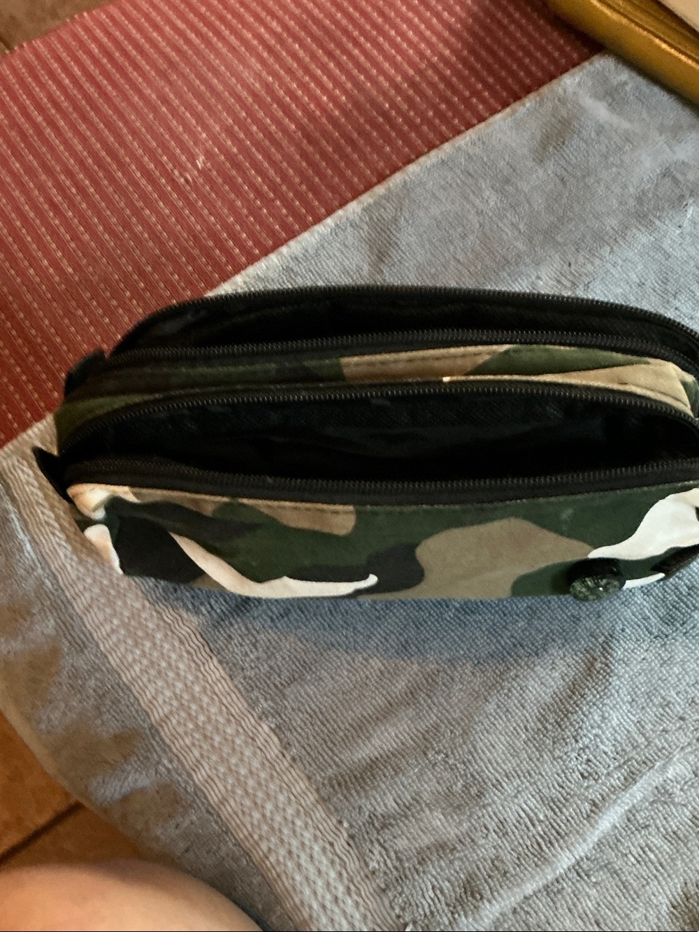 Men's Camouflage Toiletry Bag - Green Camo